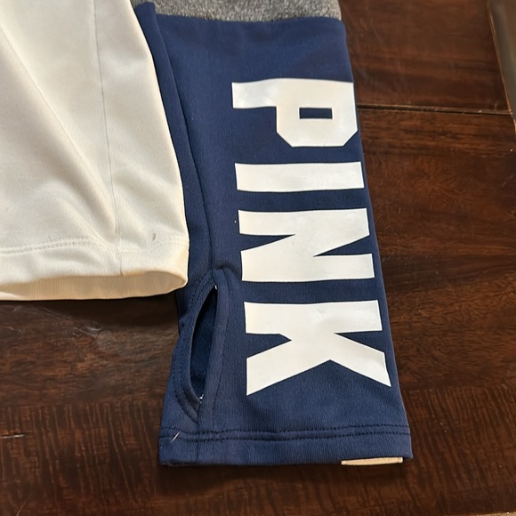 Pink pull over - Picture 3 of 4